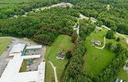 Short Rd., PARIS, TN 38242