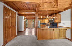 11932 White Oak Drive, Garfield, AR 72732