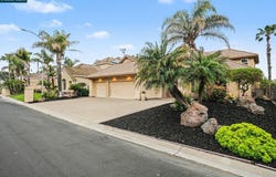 5666 Oakmont Ct, Discovery Bay, CA 94505