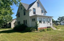 304 E 4th Street, Madison, MN 56256