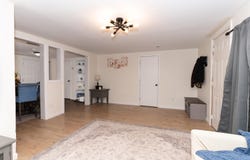 302 3rd St, Moberly, MO 65270