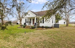 4093 Macedonia Road, Adolphus, KY 42120