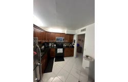 327 Lakeview Dr, Weston, FL 33326
