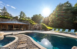 1531 WINDSTONE Drive, VIENNA, VA 22182
