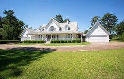 202 Merion Dr, Eufaula, AL 36027
