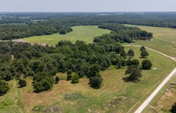 1059 NE 100th Road, Sheldon, MO 64784