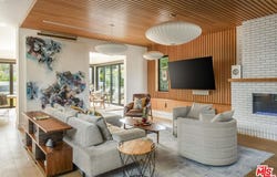 231 S Orchard Dr, Burbank, CA 91506