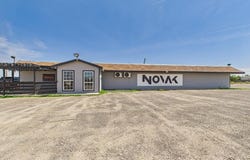1330 E 3rd St, Pecos, TX 79772