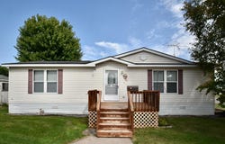 708 1st Street E, Milaca, MN 56353