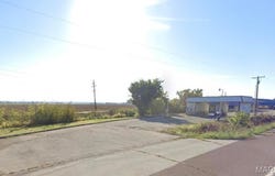 470 N Main Street, Elsberry, MO 63343