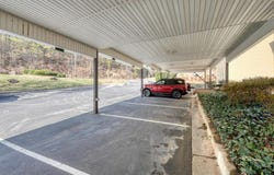 94 Glen Eagle Ct C202, Clayton, GA 30525