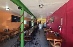405 S Main St S, Taylor, TX 76574
