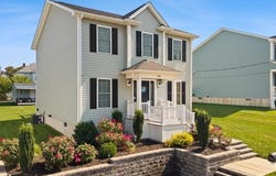 738 Hicks St, Fall River, MA 02724