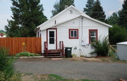 115 BELL St W, Halfway, OR 97834