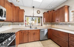 7301 CHESTNUT AVE, ELKINS PARK, PA 19027