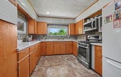 59293 Roberts Road, Three Rivers, MI 49093
