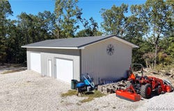 205 State Road V, Linn Creek, MO 65052