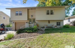2921 ARLINGTON Drive, Springfield, IL 62704