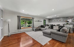 1560 Chanticlair Circle, Wixom, MI 48393