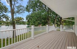 516 JUNIPER Drive, Petersburg, IL 62675