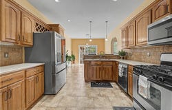 5310 S Stone Bay Circle, Rogers, AR 72758