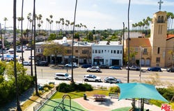 2216 W Jefferson Blvd, Los Angeles, CA 90018