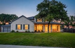 908 Bridle Path, Burleson, TX 76028