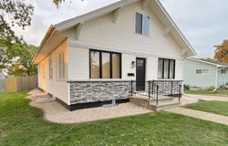 415 7th St SW, LeMars, IA 51031