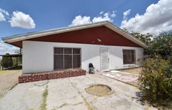 809 COACH Road, Canutillo, TX 79835