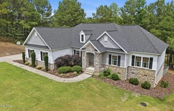 170 Beths Point, West End, NC 27376
