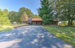 9897 Almosta Road, Decatur, AR 72722