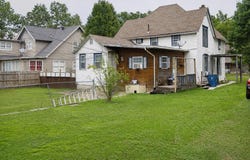 1123 S Maple Street, Carthage, MO 64836