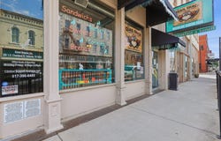 206 E Chambers Street, Cleburne, TX 76031