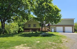 662 Temple Road, Farmington, ME 04938