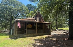 979 County Line Road, Eufaula, OK 74432