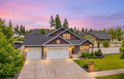 999 E HURRICANE Dr, Hayden, ID 83835