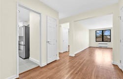 10 E 43rd Street, Brooklyn, NY 11203
