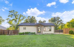 15 Cascade Drive, Belleville, IL 62223