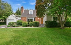 2 Crabtree Lane, Roslyn, NY 11576