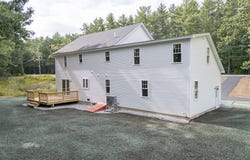 179 Brookline St, Pepperell, MA 01463