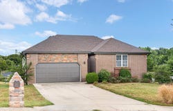 660 Big Bear Court, Marshfield, MO 65706