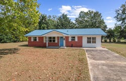 4032 Kinsey Road, Dothan, AL 36303