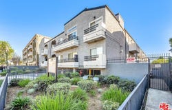 14668 Nordhoff St, Panorama City, CA 91402