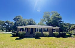 505 Lakeshore, Walterboro, SC 29488
