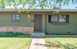 161 W Spring Lane, Lemoore, CA 93245