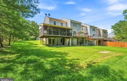 8864 GREEN NEEDLE Drive, BALTIMORE, MD 21236