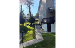 275 Maple St, Sewickley Twp, PA 15678