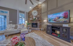 563 Yellowstone Lane, Lenoir City, TN 37771