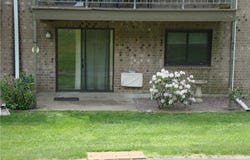 752 Quaker Lane, Warwick, RI 02818