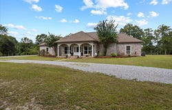 256 Old Creek, Picayune, MS 39466